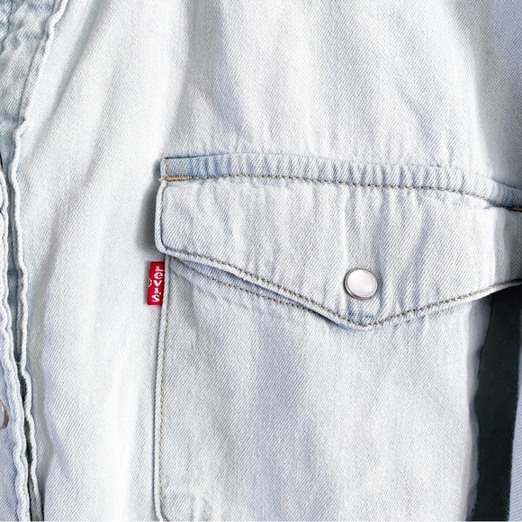 Levi's, light wash classic western relaxed button down shirt sz XXL - Picture 7 of 13